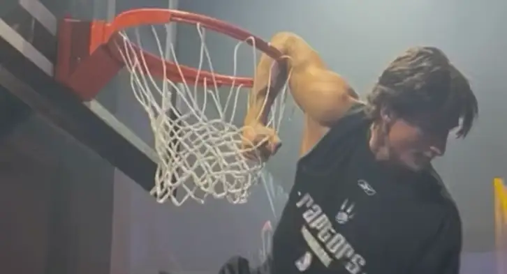 Rising Star on the Dunk Landscape