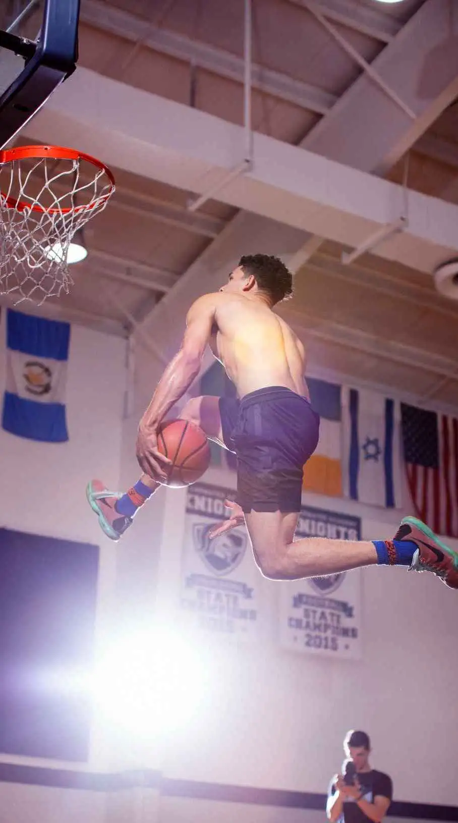@isaiahrivera1
Dunkman League - Season 1 Semifinalist
DUNK LEVEL: Black Band