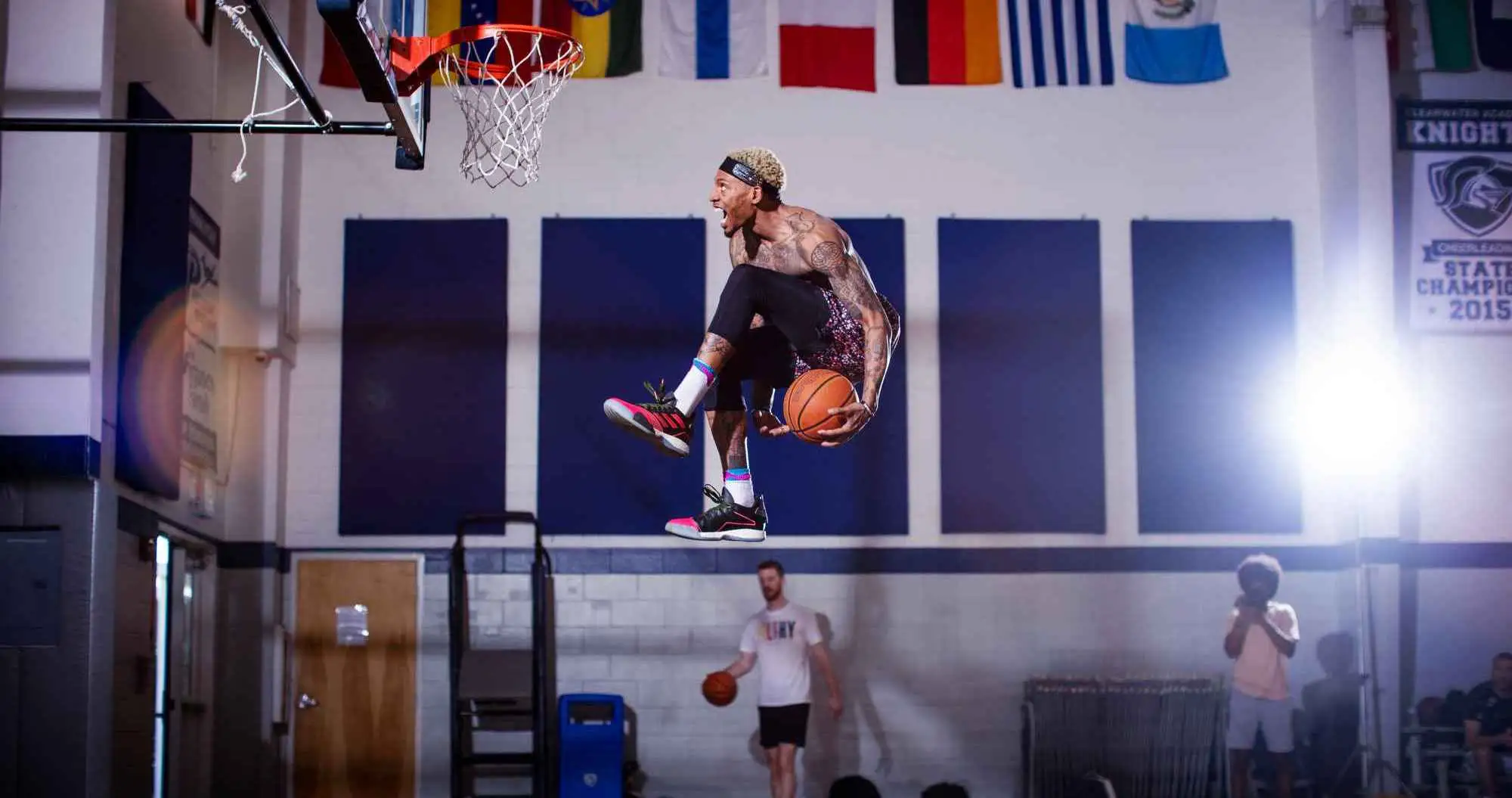 @1FootGod
Dunkman League - Season 1 Semifinalist
DUNK LEVEL: Black Band