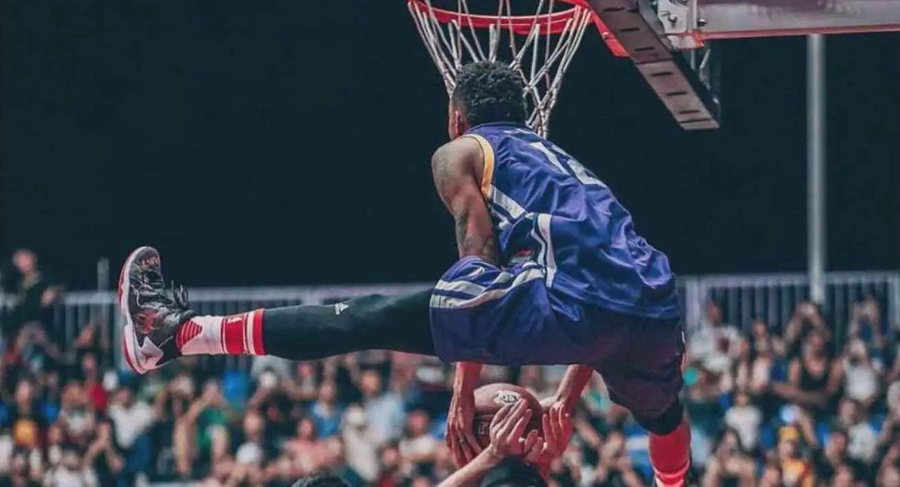 Dunk Innovator: Jonathan's Wall