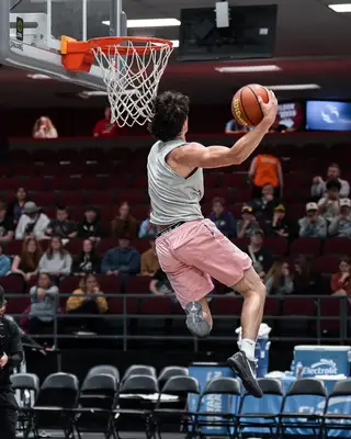 Dunk Shows | Half-Time | Fan Activations