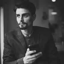 Tim R.